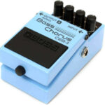Recensione Boss Chorus CEB-3