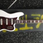 Recensione Squier Vintage Modified Bass VI