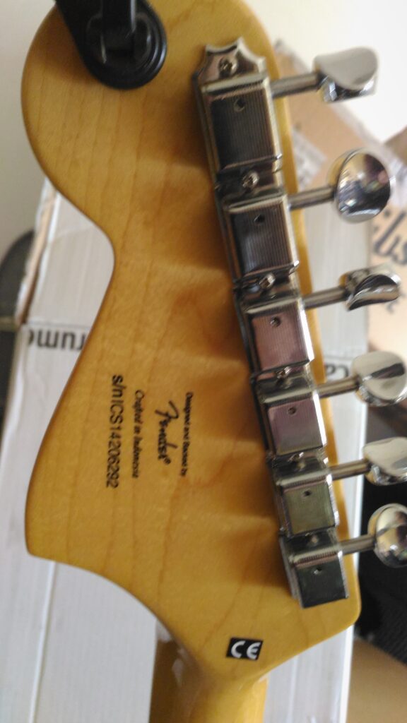 Meccaniche e paletta Fender Squier Vintage Modified Bass VI