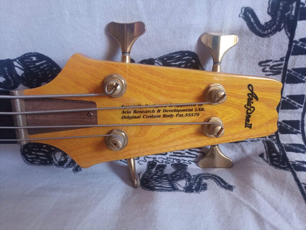 Vista frontale paletta Aria Pro II SB-1000 RIB reissue