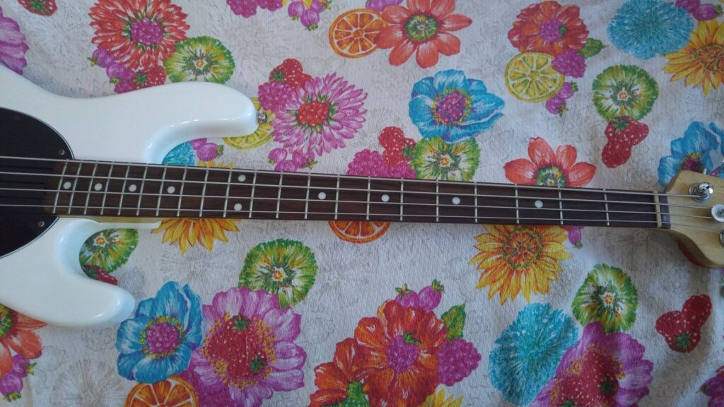 Manico Sterling by Music Man SUB Ray4