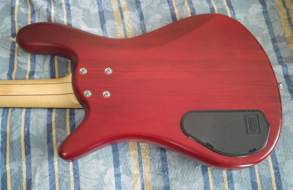 vista body posteriore warwick rb streamer